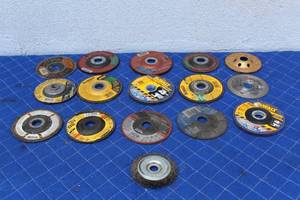lot 95 image: TOTAL OF 16 , 4 ASSORTED BRAND METAL SAWS