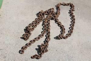 lot 147 image: HEAVY DIUTY CHAIN