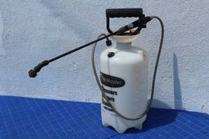 lot 166 image: RL FLO MASTER 2 GAL 2202CSS PUMP SPRAYER