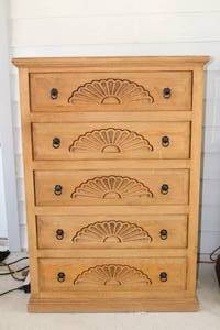 lot 187 image: 5 DRAWER SOLID WOOD CHEST OF DRAWERS
