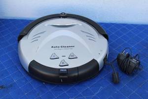 lot 198 image: TOUCHLESS AUTO CLEANER INTELLIGENT FLOOR VAC M-588