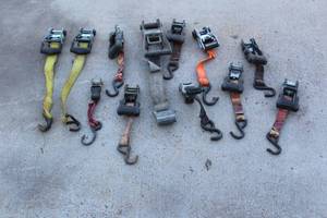 lot 222 image: LOT OF RATCHET STRAP HANDLES