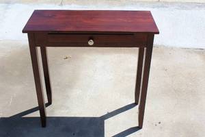 lot 265 image: SMALL 1 DRAWER ENTRY TABLE