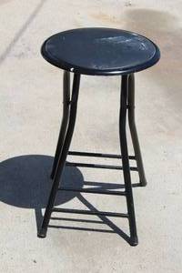 lot 267 image: FOLDING STOOL