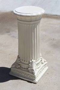 lot 271 image: PEDESTAL MADE IN MEXICO
