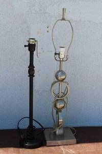 lot 282 image: 2 TABLE TOP LAMPS