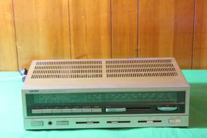 lot 16 image: VINTAGE 1988 SANYO ULTRX AMFM STEREO RECEIVER R25