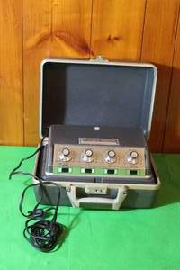 lot 17 image: ELITE RELAX ACIZOR MODEL 25 WITH ACCESSORIES IN ORIGINAL CASE