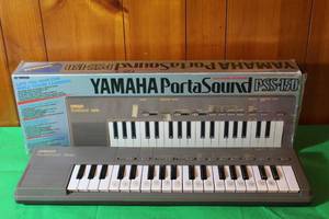 lot 24 image: YAMAHA PORTA SOUND ELECTRONIC KEYBOARD PSS-150,IN ORIGINAL BOX