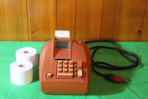 lot 50 image: VINTAGE SEARS ADDING MACHINE 888.58801 WITH 2-ROLLS ADDING MACHINE PAPER