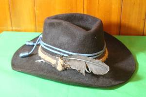lot 92 image: VINTAGE NEW WESS FROM BAILEY WOOL FELT WESTERN HAT