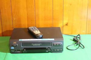 lot 158 image: JVC PROCISION VHS HR-VP47OU PLAYER WITH REMOTE
