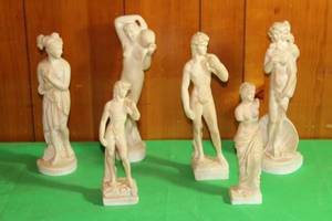 lot 169 image: TOTAL OF 6 VINTAGE MID CENTURY MODERN RESIN GREEK GODDESS APHRODITES SCULPTURE STATUES - BOTTICELLI,DAVID,CANOVA,LA. SORGENTE, MILO  SEE PICS
