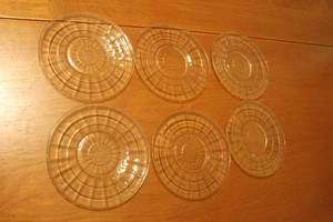 lot 180 image: TOTAL OF 6 VINTAGE ANCHOR HOCKING BLOCK OPTIC YELLOW GLASS SNACK PLATES PLATES