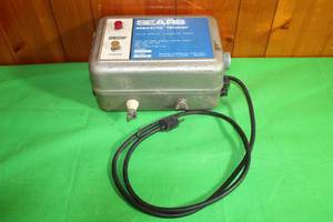 lot 257 image: SEARS ELECTRIC FENCER 436-22032