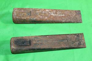 lot 262 image: 2. VINTAGE DASCO FORGED SQUARE HEAD FIREWOOD LOG SPLITTERS