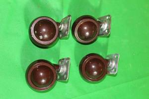 lot 268 image: 4 VINTAGE BALL CASTERS