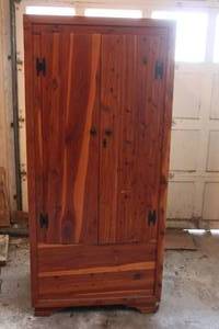 lot 313 image: 2 DOOR ARMOIRE