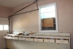 lot 314 image: GERNEROUS AMOUNT OF MISC CONTENTS SEE PICS (ALL DRAWERS AND ITEMS ON COUNTER INCLUDED