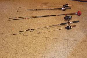 lot 320 image: 5 FISHING RODREELS