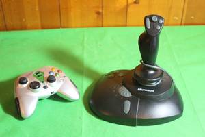 lot 326 image: VINTAGE MICROSOFT PRECISION PRO AND ECLIPSE WIRELESS PL-2006