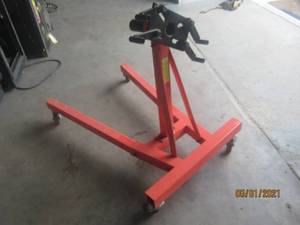 lot 2 image: CENTRAL MACHINERY ENGINE STAND 2000 MODEL&nbsp 04420&nbsp