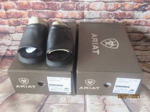 lot 49 image: ARIAT WOMENS BRIDGEPORT SANDALS NEW IN BOX SIZE 9.5&nbsp 2 PAIR