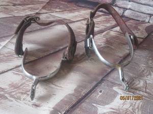 lot 60 image: SET OF VINTAGE SPURS