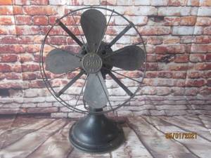 lot 68 image: VINTAGE DIEHL FAN