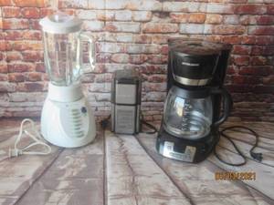 lot 91 image: SMALL KITCHEN APPLIANCE LOT