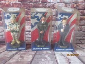 lot 139 image: TOTAL OF 3 LIMITED EDITION AMERICANS HEROES&nbsp&nbsp- GEN. NORMAN SCHWARZKOPF , GEN. COLIN POWELL ,&nbsp PRESIDENT GEORGE BUSH&nbsp