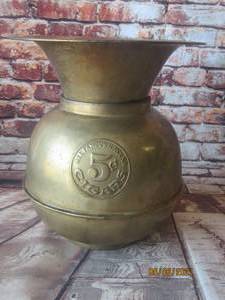 lot 156 image: VINTAGE BRASS ALL FAMOUS 5CENT CIGARS SPITTOON CUSPIDOR&nbsp