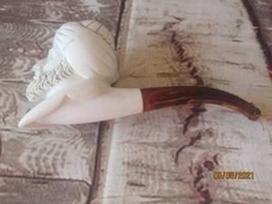 lot 171 image: VINTAGE HAND CARVED TURKISH&nbsp MEERSCHAUM SMOKE PIPE&nbsp
