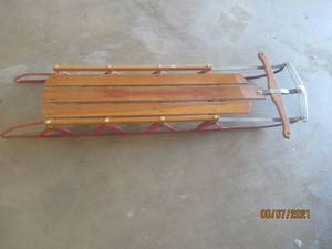lot 193 image: FLEXIBLE FLYER SLED&nbsp