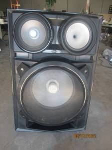 lot 236 image: SAMSUNG PS-FS9000 SPEAKER