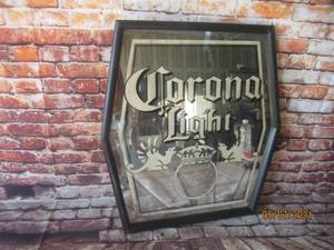 lot 243 image: VINTAGE CORONA LIGHT LA CERVEZA MAS FINA WALL MIRROR FRAME NEEDS REPAIR