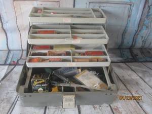 lot 282 image: PLANO TACKLE BOX WITH CONTENTS