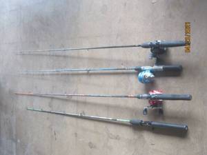 lot 288 image: 4 FISHING RODS 3 WITH REELS&nbsp&nbspZEBCO SLINGSHOT, SHAKESPEARE POWEROD,BERKLEY LIGHTNING ROD,&nbsp XTERRA SHAKESPEARE