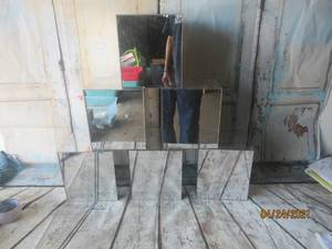 lot 270 image: 6 MIRROR CUBES 5 SIDES MIRROR WITH OPENING&nbsp 8X9