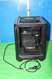 lot 19 image: MAKERBOT REPLICATOR MINI ,MODEL PAAW45