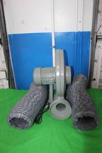 lot 73 image: CENTRIFUGAL BLOWER DUST EXTRACTOR , CZ-TD550220V