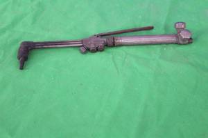 lot 97 image: HEAVY DUTY CUTTING  WELDING TORCH 16L