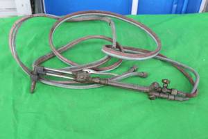 lot 101 image: VICTOR CUTTINGWELDING TORCH WITH HOSE