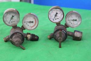 lot 103 image: TOTAL OF 2-DUAL FIRE POWER OXYGEN ACETYLENE WELDING  REGULATORS