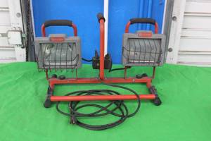 lot 108 image: UTILITECH PORTABLE DUAL WORK LIGHT ,43MK