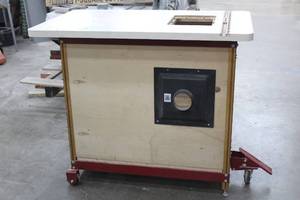 lot 113 image: WORK SHOP WOODEN WORK TABLE ON CASTER WHEELS , 43.5 L X 27W X 37H