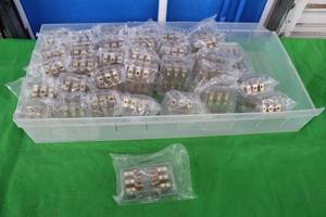 lot 141 image: TOTAL OF 32 , 5 AG AGU 3-POSITION FUSE HOLDERS