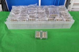 lot 142 image: TOTAL OF 51 , 5AGAGU 4- POSITION FUSE HOLDERS