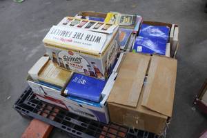 lot 213 image: GENEROUS AMOUNT OF ASSORTED ITTECH BOOKS