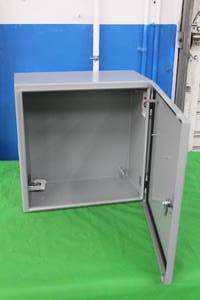 lot 219 image: HOFFMAN CONCEPT WALL MOUNT ENCLOSURE CSD16168